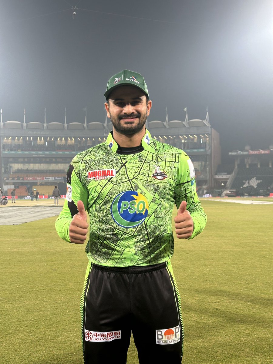 .@RealSahibzada proudly sporting the @InverexSolar Hanif Mohammad Cap as he leads the 193 runs in four innings 🧢⭐ #HBLPSL9 | #KhulKeKhel