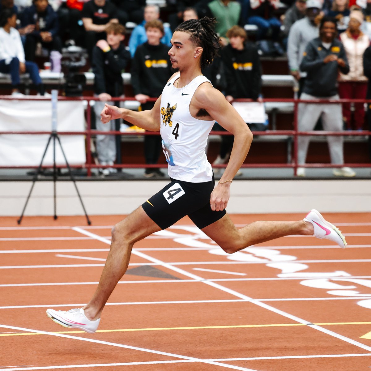 Men's 400m | B1G Championships

Tyrese Miller sets a new PR at 46.98 and takes 7th place.⏱️

#Hawkeyes