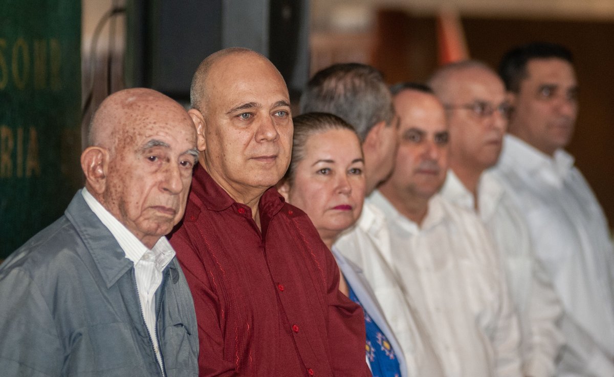 Firman los cuadros de la Revolución su Código de Ética pcc.cu/firman-los-cua… #Cuba #PCC