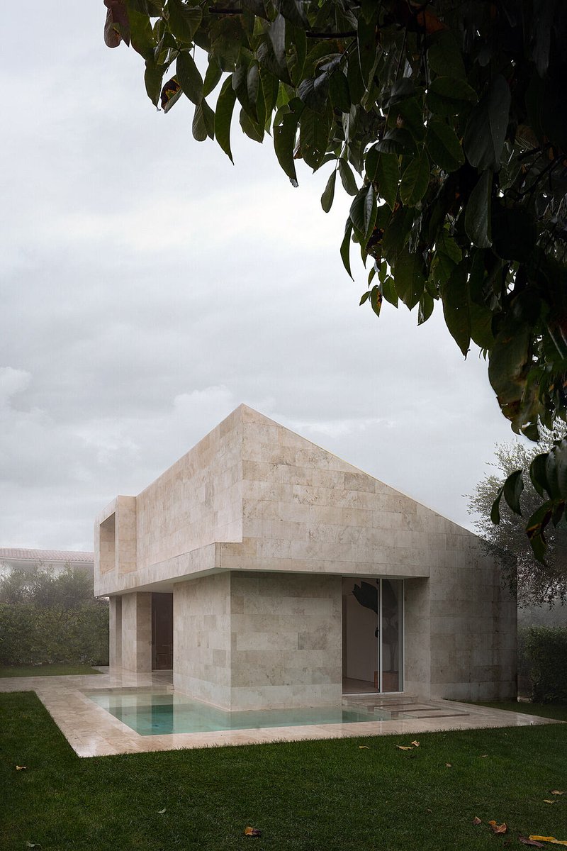 Stonehouse: Modern Travertine Marvel in Italy's Heartland

homeadore.com/2023/08/09/sto…