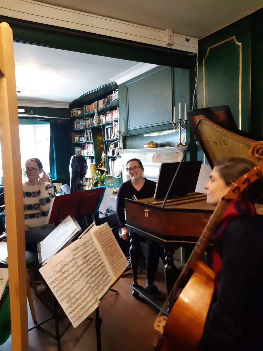 Rehearsing all day today two programmes with @royalbaroque for the concert tomorrow at @posklondon and 4 March at @HandelHendrix 🎶🥰🎶