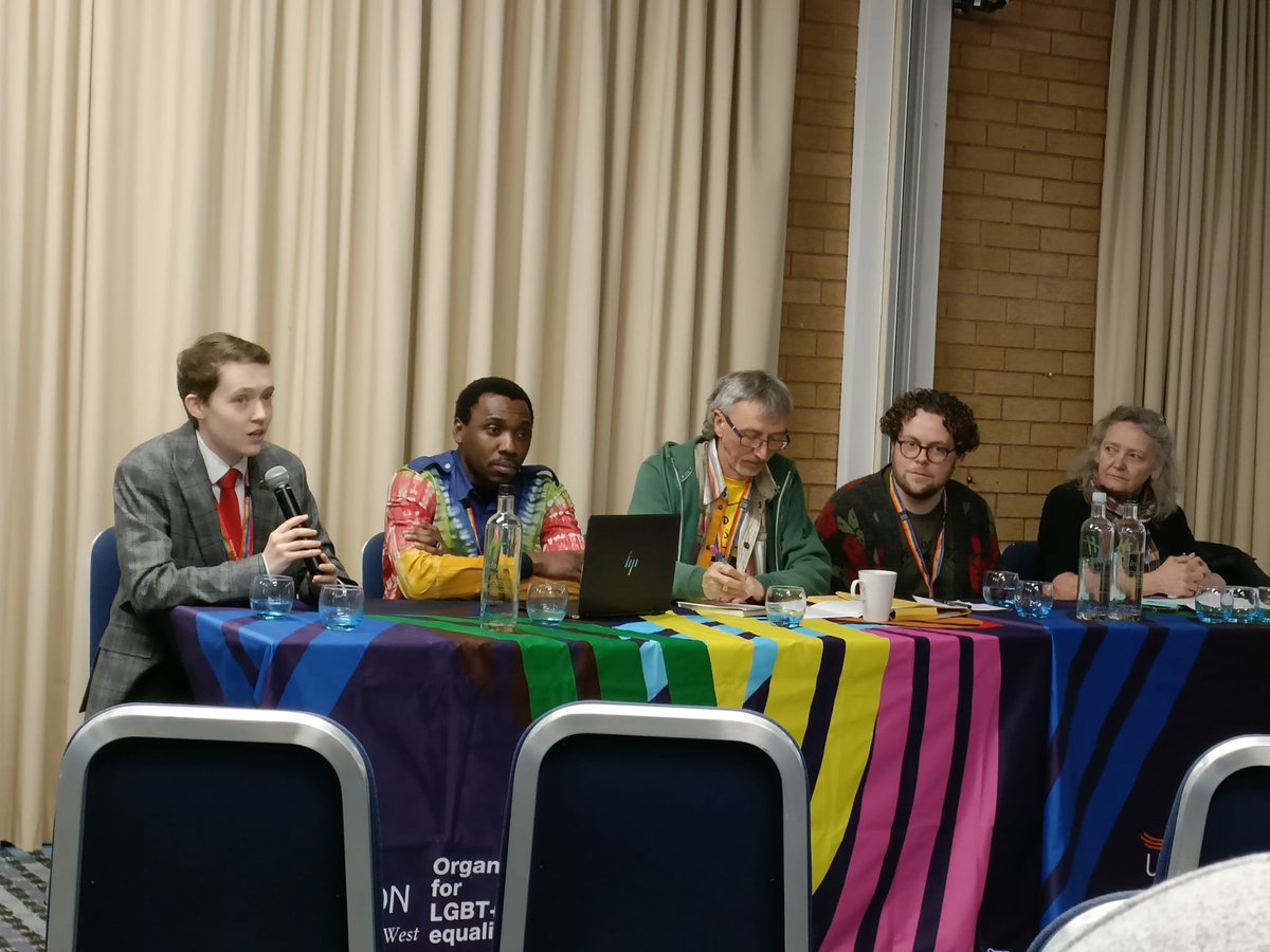 Fantastic to join the @UNISONSW team this afternoon to discuss what's left to achieve for LGBT+ rights. Lots of brilliant questions from UNISON reps and members from across the region! 🏳️‍🌈🏳️‍⚧️ Thank you for the invite :) #YearofLGBTPlusWorkers