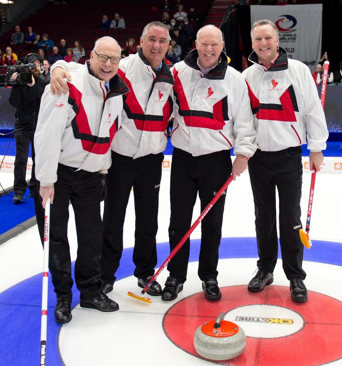 Happy #CurlingDayinCanada the friendships and memories you make in this game last forever