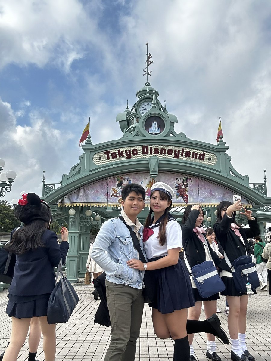 pauqtness's tweet photo. Japan 12 days trip with my Fiancé 💍 https://t.co/dzxIi5kfP2