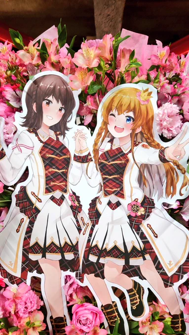 フラスタ見て来ました…!列が空いてたのもあって、ちょっと立ち尽くしてしまった…こんな光栄なことはないです……。御縁を頂けて光栄でした。明日の海美ちゃんのステージを楽しみにしています。 