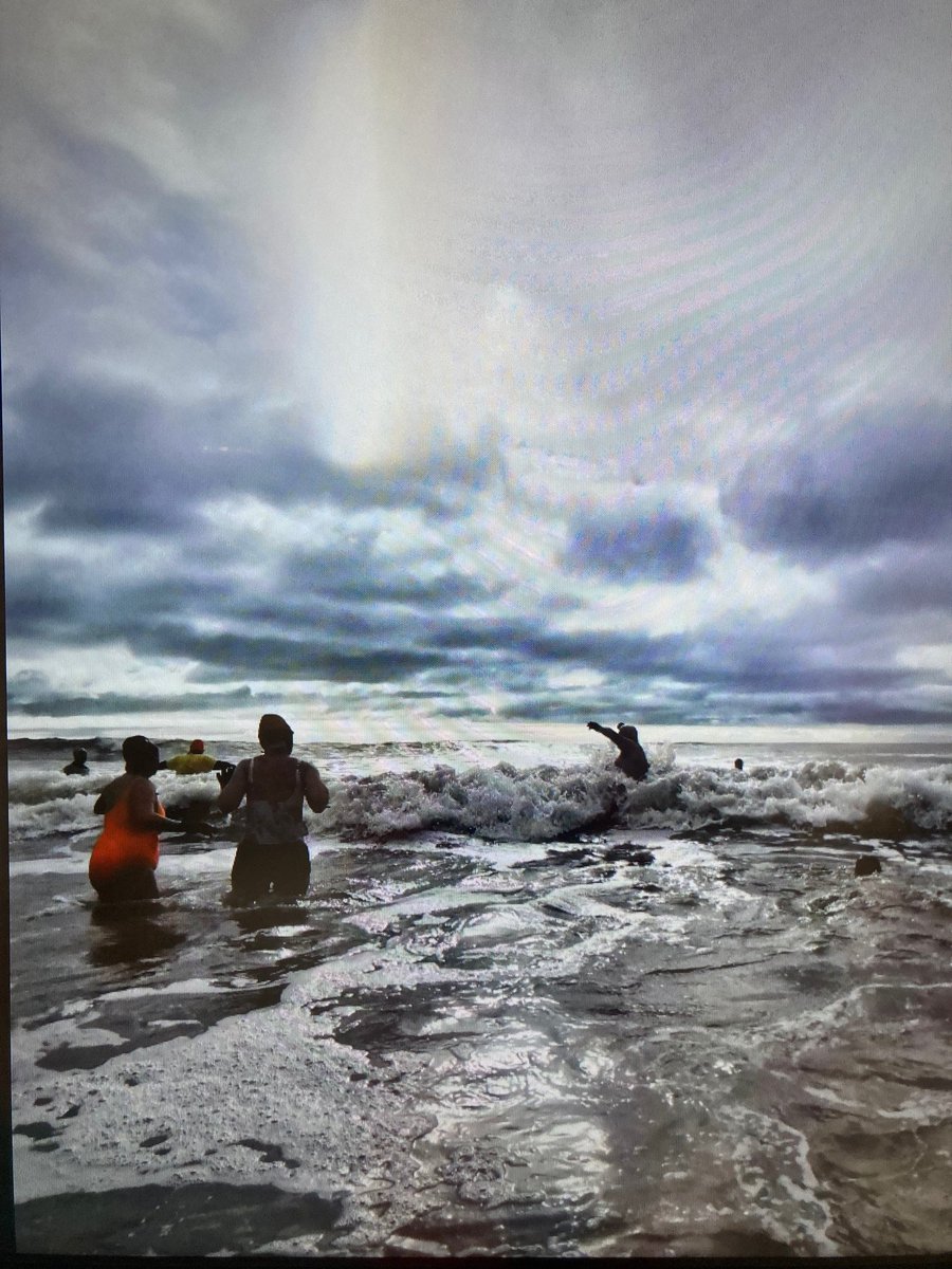 corkcolibrary's tweet photo. The audience in #Youghallibrary was treated to a lovely morning of readings from the Youghal Sea Swimmers group who raised €10,000 for RNLI from the sale of their book, “Saltwater Souls”. 🏊♂️📕
#IrelandReads #GetLost #TéigharStrae @LibrariesIre @youghalonline @youghalnews https://t.co/1jdxJFC1Fc