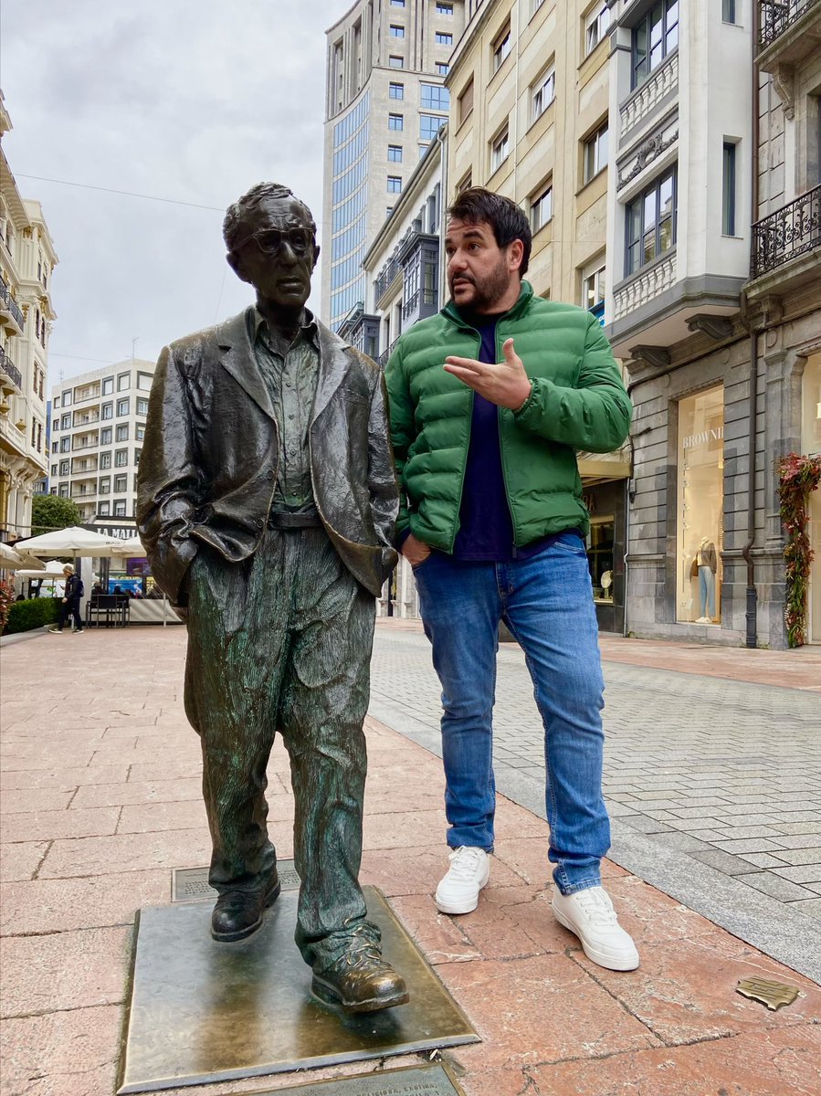 ATorresbaritono's tweet photo. Bueno, Woody: ¿vienes o no? ¡Esos nos están esperando!
#antoniotorres #barítono #baritone #luzamorycalma #operalife #singerlife #BaritoneStyle #malagueño #malagueñosiempre
#culturaoviedo
#zarzuela0VD2024
#LaGranViaOVD
#AdiosAlaBohemiaOVD
@culturaoviedo https://t.co/xXyINFn37a