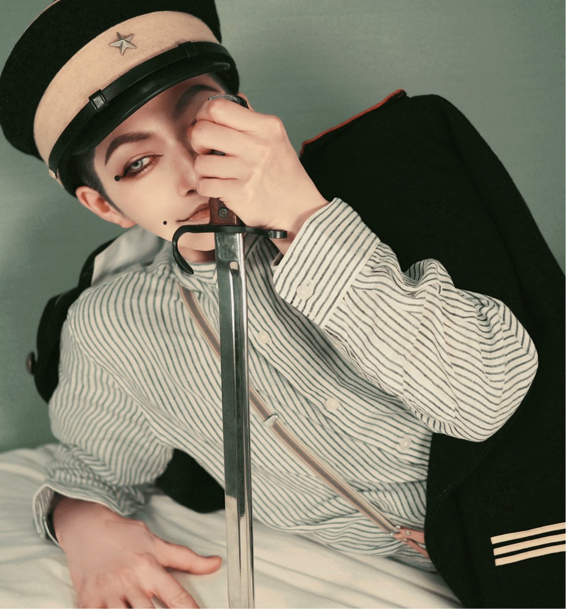 コスプレ/ゴールデンカムイ 宇佐美時重 🐰 「お祝いありがと。じゃあね