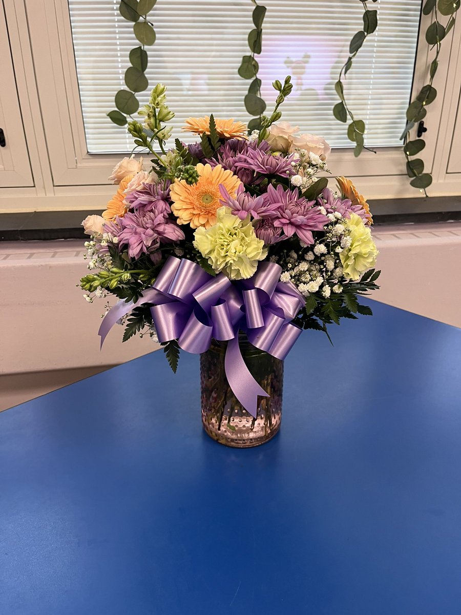 Mrs. Weaver tweet media