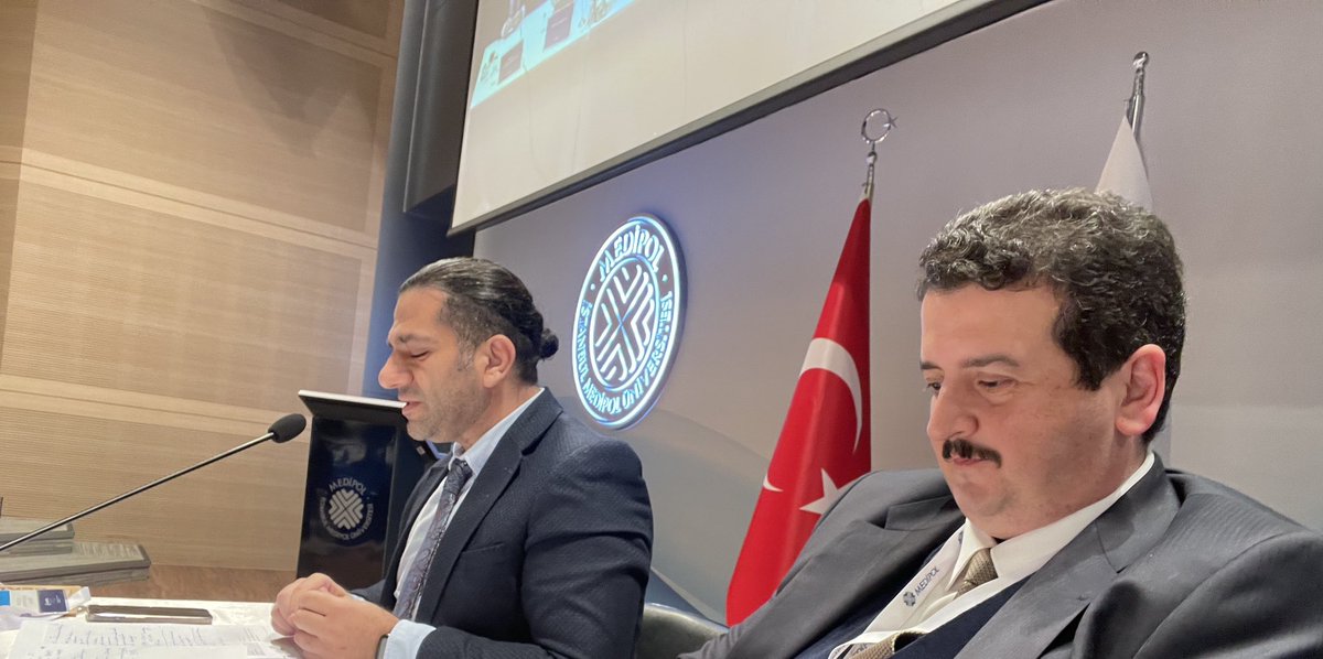 Prof. Dr. Mehmet Emin Alşahin sunumu
Bağımlılıkla Mücadelede Uyusturucu Madde Saçlarından Hükümlü Olanlara Yönelik İnfaz Politikasi ve Değerlendirilmesi👇🏼
Uyuşturucu madde kullanıcılarına hapis cezası vermenin sonuçlarından biri👇🏼 
"2023 Türkiye Uyuşturucu Suç Raporu’na göre;