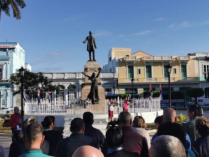 radio26cu's tweet photo. #Radio26| Matanzas

🇨🇺Compartimos reportes que nos llegan desde todos los municipios matanceros donde se firma este 2️⃣4️⃣ de febrero el Código de Ética de los Cuadros de la #RevoluciónCubana
Hilo

#MatancerosEnVictoria #GenteQueSuma @PresidenciaCuba 
@SuselyMorfaG @mariofsabines https://t.co/KZVrxfrpgs