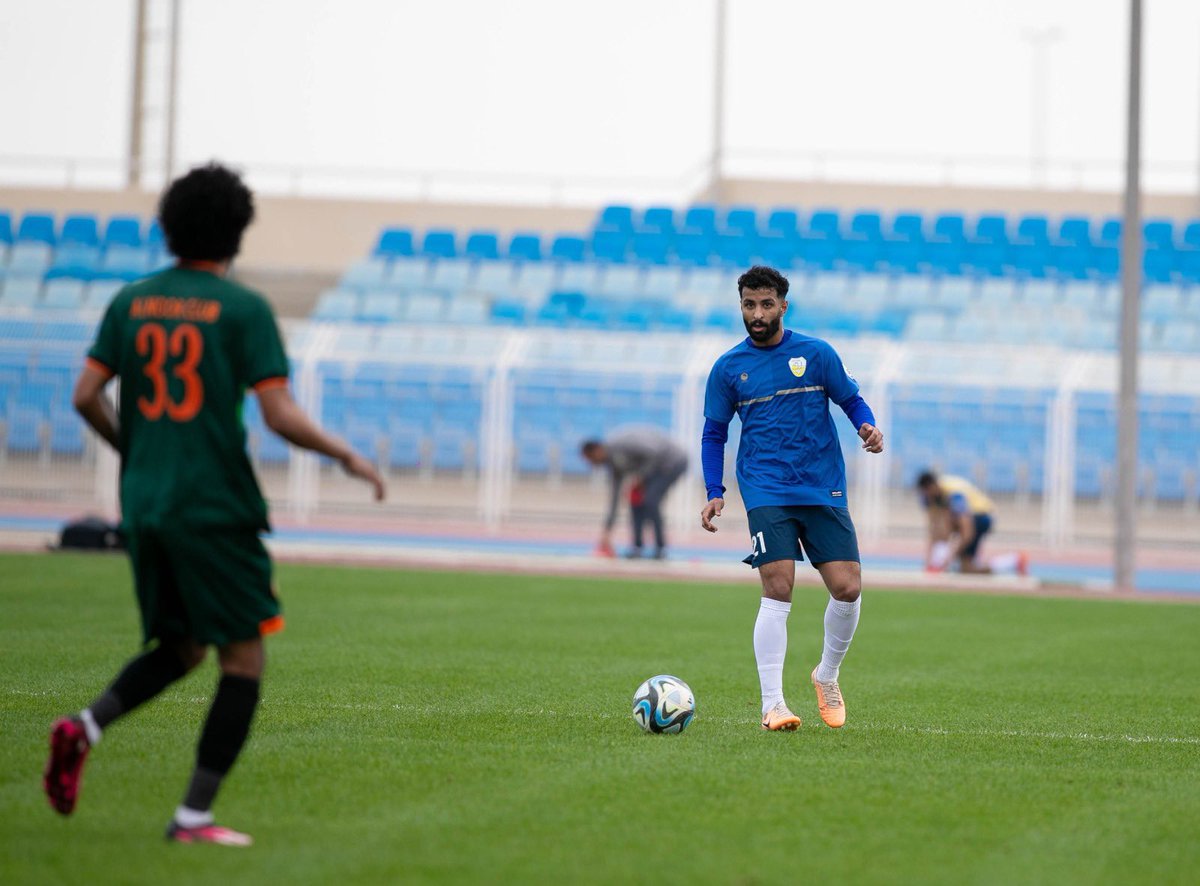 📸 | من مشاركة فارس الشراري "ظهير ايسر" مع #الجبيل بصفة أساسية أمام #النور .. وفوز الجبيل 2-1 

#قول_دار_الرياضية 

<a href="/f_aris14/">فارس الشراري</a>