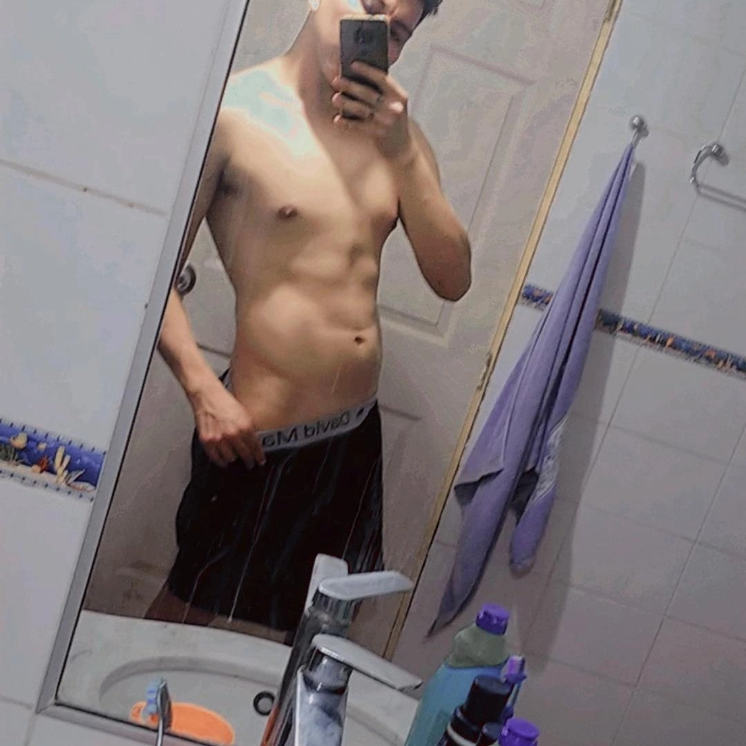 steven_18cm's tweet photo. #NuevaFotoDePerfil https://t.co/3IynJw5MOW