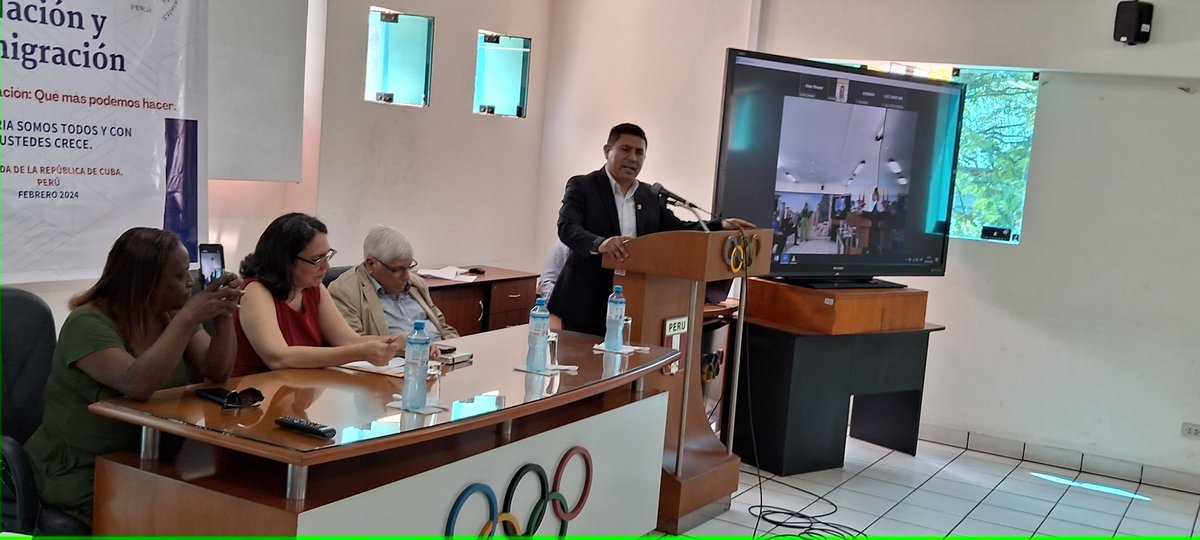 EmbaCubaPeru's tweet photo. Ofrece el Congresista Alex Flores, en nombre de la Liga Parlamentaria de Amistad Perú-Cuba un saludo solidario en Encuentro entre cubanos residentes en Perú para intercambiar sobre los temas abordados en la IV Conferencia Nación y Emigración https://t.co/qMpFwrPun5