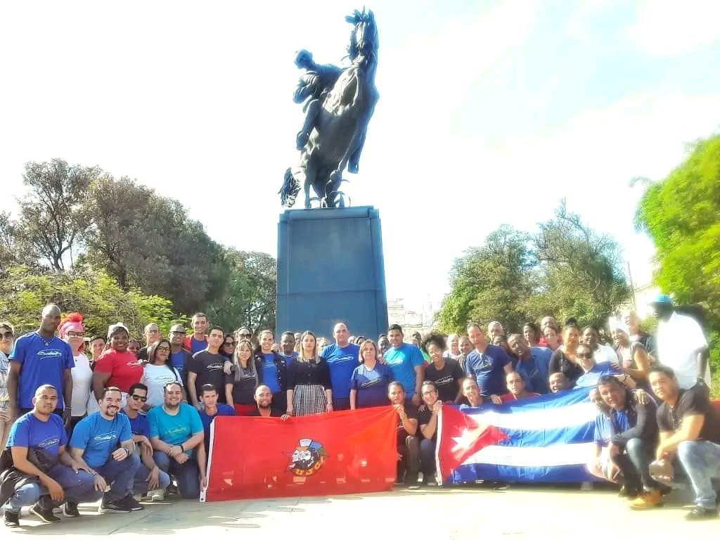 Los cuadros del Comité Nacional de la @UJCdeCuba firmamos esta mañana el Código de Ética de los cuadros de la #Revolución. Fue una mañana cargada de humanismo, patriotismo y compromiso con la #Patria. #UnidosXCuba @DiazCanelB @DrRobertoMOjeda @AylinAlvarezG