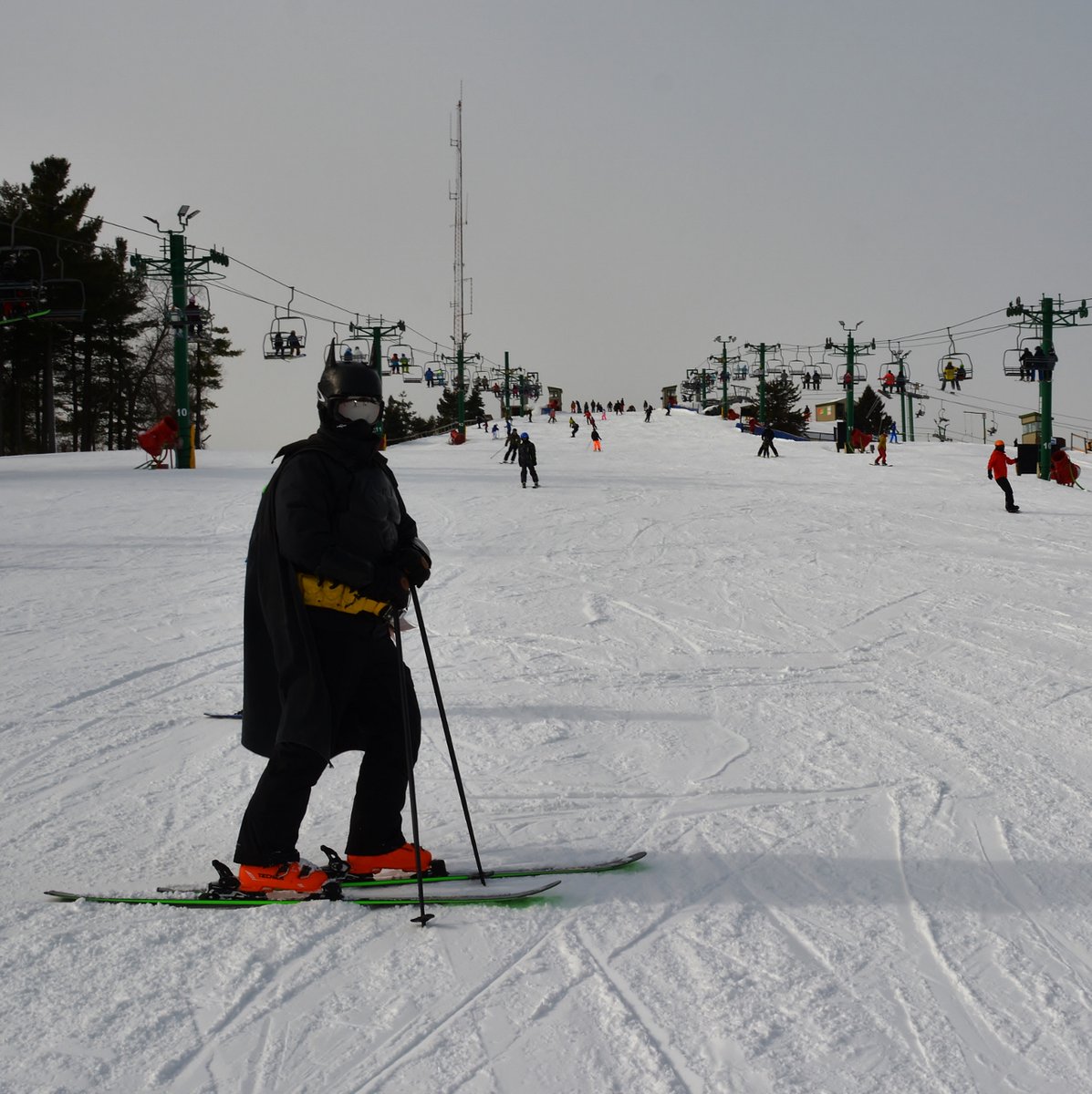 SkiPineKnob's tweet photo. BATMAN OF THE SLOPES RETURNS SUNDAY
Pine Knob welcomes Batman of the Slopes on Sunday morning, February 25. Ski and ride with Batman, get your photo with the Caped Crusader, and get cool helmet stickers too.

#SkiPineKnob #GoSkiMichigan #SkiMichigan #BatmanOfTheSlopes #Batman https://t.co/EyINizgOAs