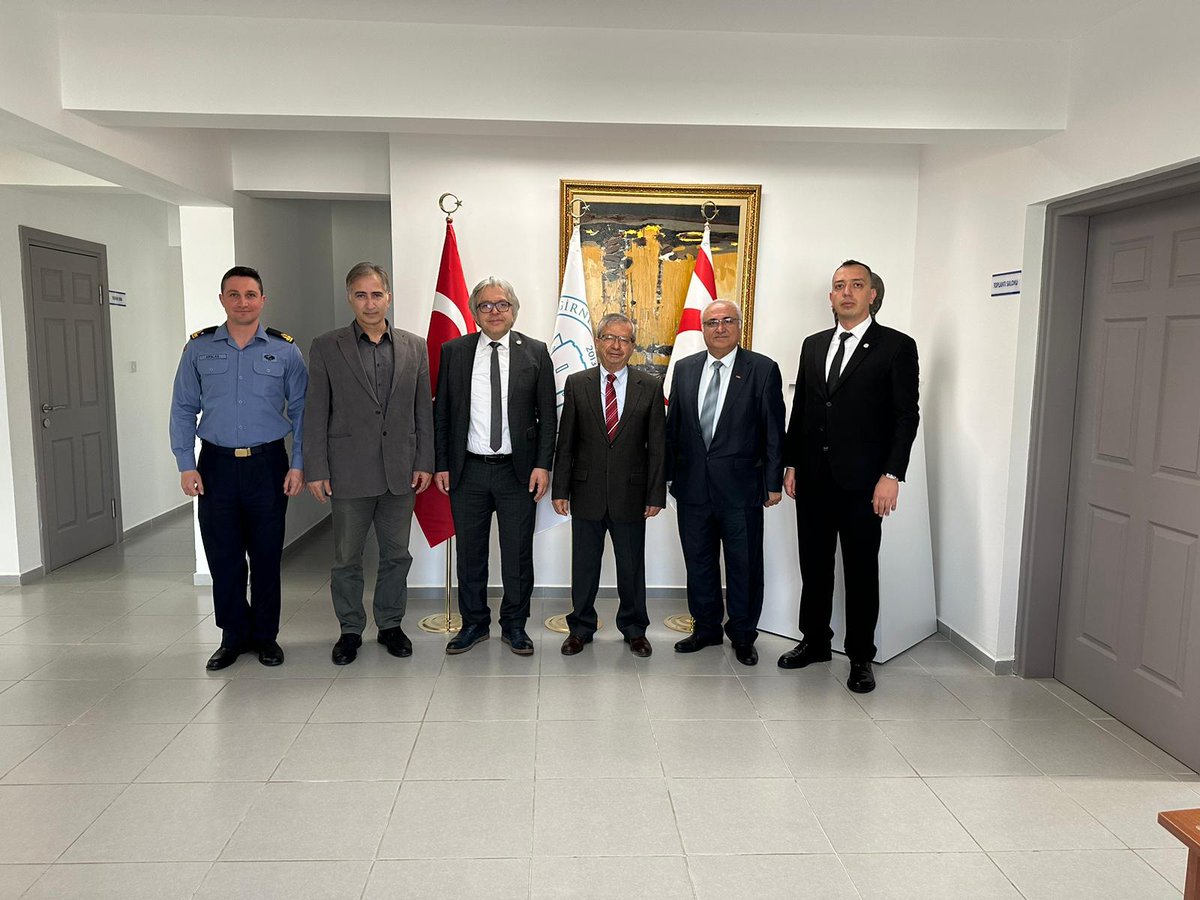 İŞİMİZ EĞİTİM GÜCÜMÜZ EĞİTİM 🇹🇷

eyuder.org/haberler/eyude…

<a href="/ademcilek/">Adem ÇİLEK</a> <a href="/uledef/">Uledef</a>
