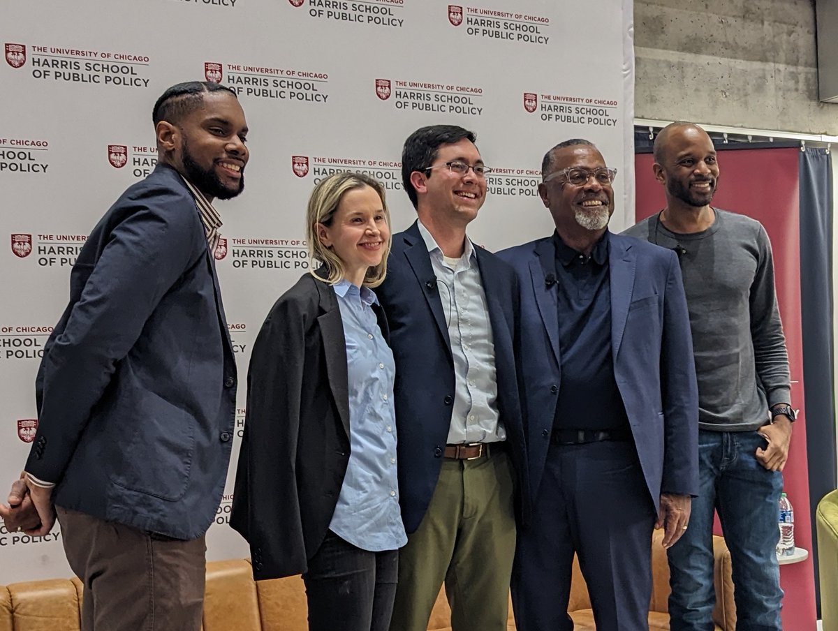 Associate Director @nomadj1s organized and moderated a fascinating panel discussion on NCAA labor relations last night, featuring @bomani_jones, @ikuziemko, @ProfNoto, and @kenshropshire. They tackled issues ranging from NCAA power dynamics, the transfer of wealth from