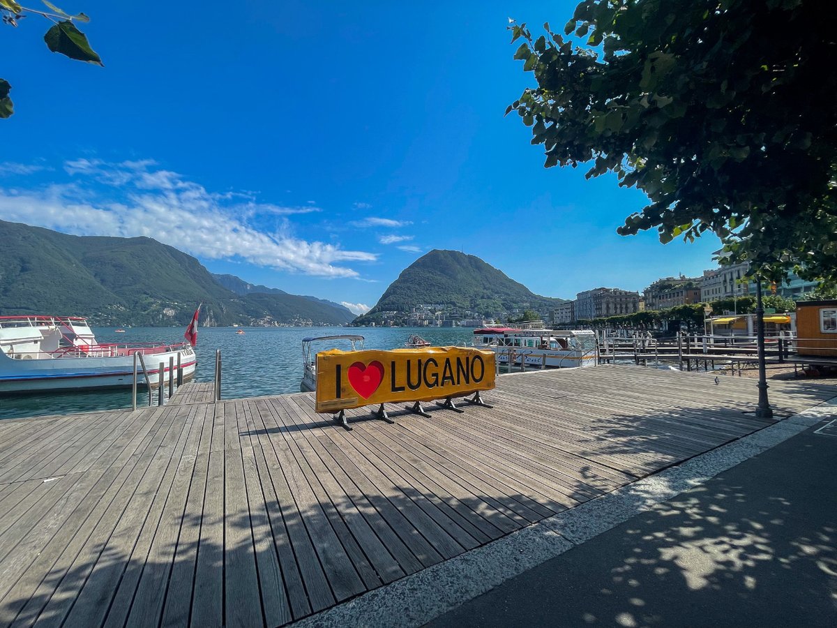 Dreaming of #Lugano #SummerVibes? We've got you covered! 🌴 📸 #FUSinFocus Don't just #dream about it: make it your #reality! 👉 fus.edu/academics/summ…