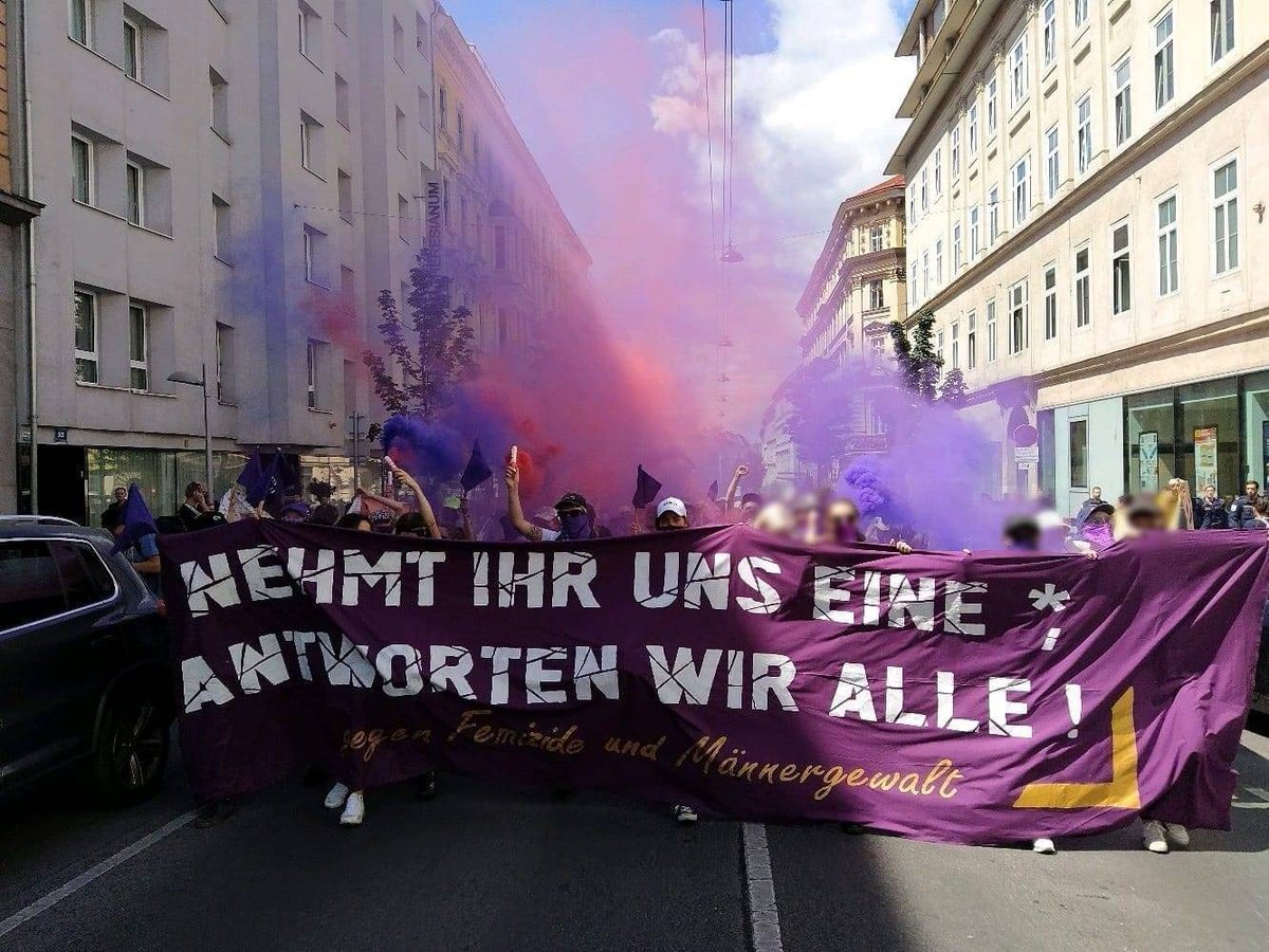 Nehmt ihr uns eine*, antworten wir alle! Keine* einzige* weniger!

Erneut kam es in Österreich zu Femi(ni)ziden. In Wien wurden innerhalb eines Tages vier Frauen und ein Mädchen tot aufgefunden. Drei von ihnen wurden in einem Bordell ermordet. /1