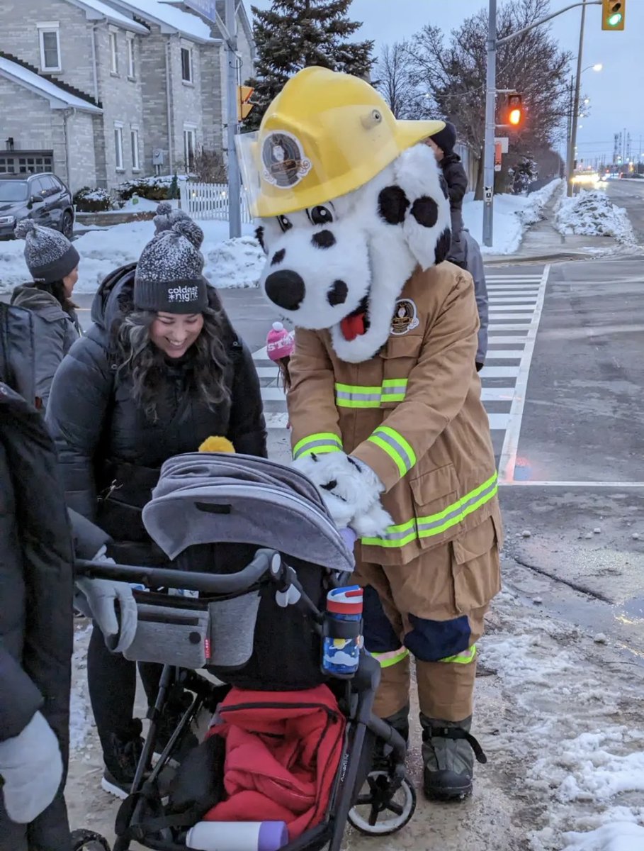 MFFA_Benevolent's tweet photo. Today is the day! We're putting on our walking shoes for a great cause! Join us for a photo with Sparky and the fire truck before we step off. There's still time to donate https://t.co/0DoL4YzmAl #coldestnight  #CNOY24 #CNOYSauga #MississaugaFundraiser #ShareTheWarmth https://t.co/J7eaiLaYLq