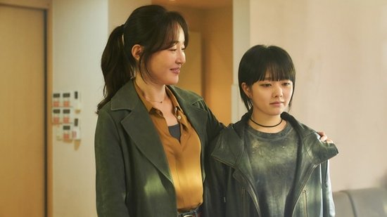 대한민국에 개큰악령 나타나서 얘네 다 뭉치는 상상