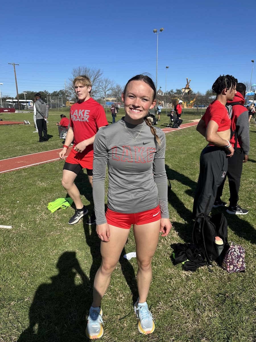 LBHSGirlsTrack's tweet photo. Two more PRs and a 1st place finish for these three! Abbie Uzzell wins the shot put and Aijah Bailey-Ray and Chelsie Miller PR in discus and long jump respectively! #BeSoGood https://t.co/aJv3sNOSWO