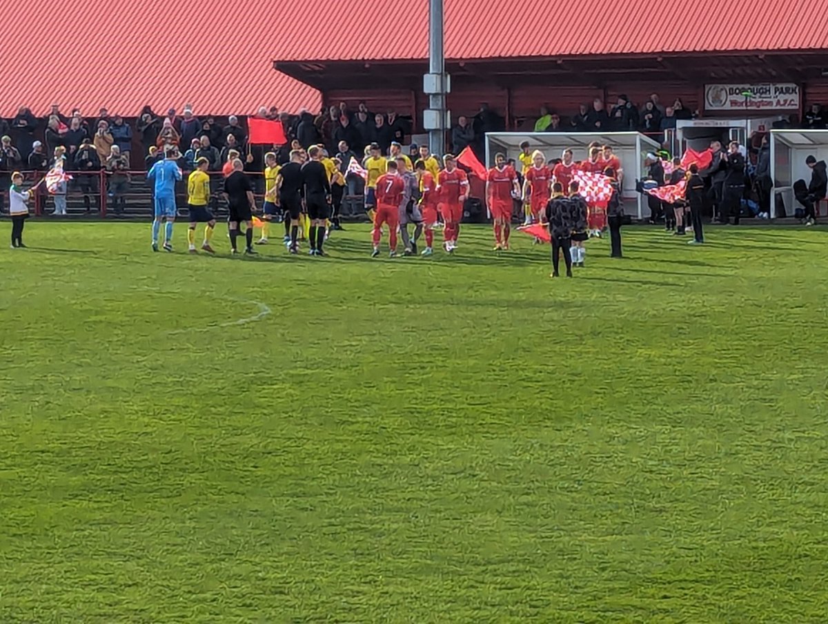 TERRYASKEW's tweet photo. Gladiators ready @Matlock_TownFC #cumbriangladiator https://t.co/nBB9IQPp5o