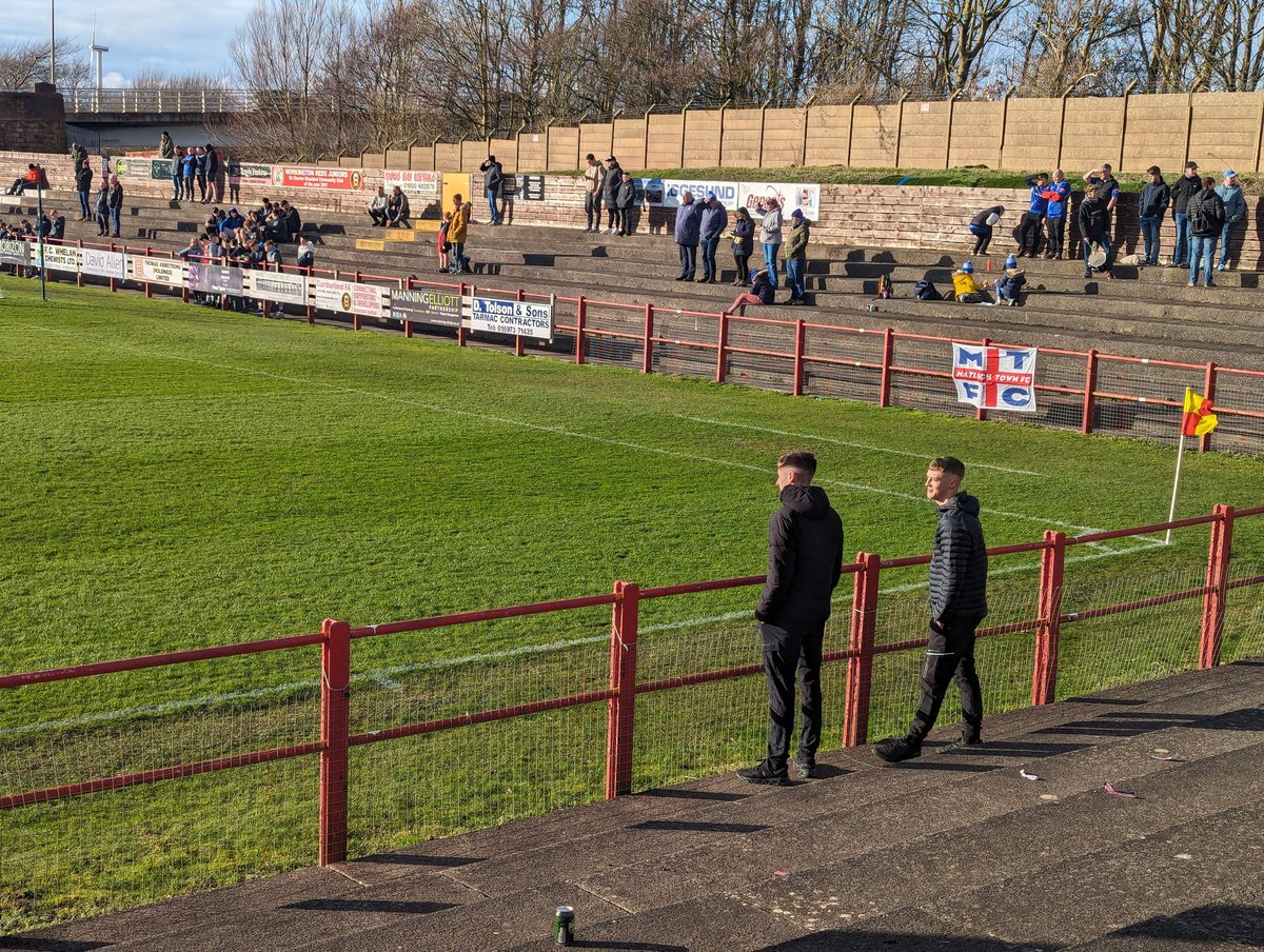 TERRYASKEW's tweet photo. Gladiators ready @Matlock_TownFC #cumbriangladiator https://t.co/nBB9IQPp5o