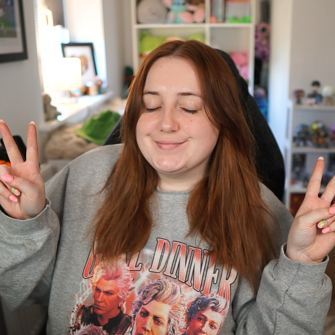 Holly 🐛 tweet media