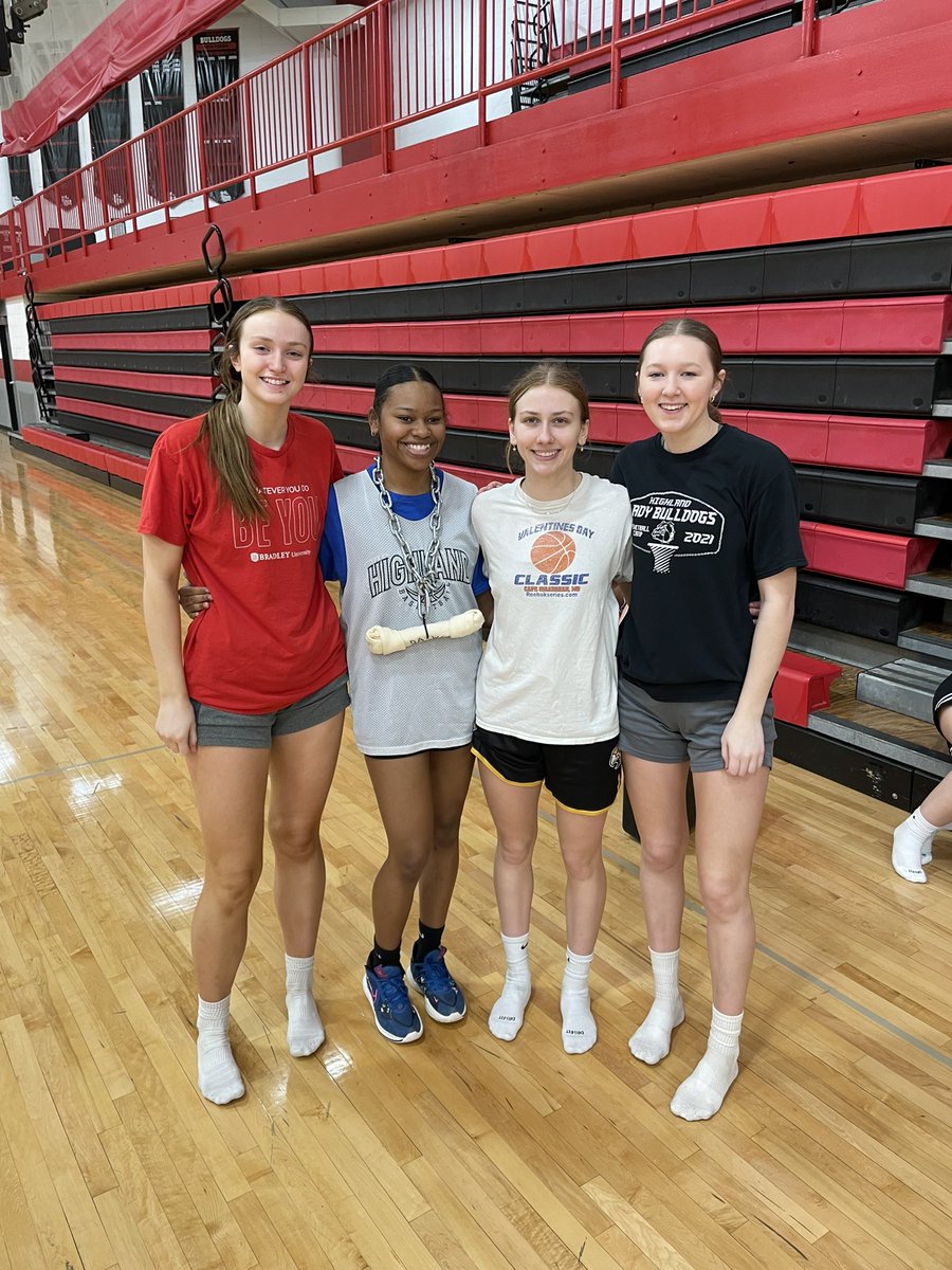 Congrats to Nevaeh on being crowned the “Dog of the Day”! #LadyDogs