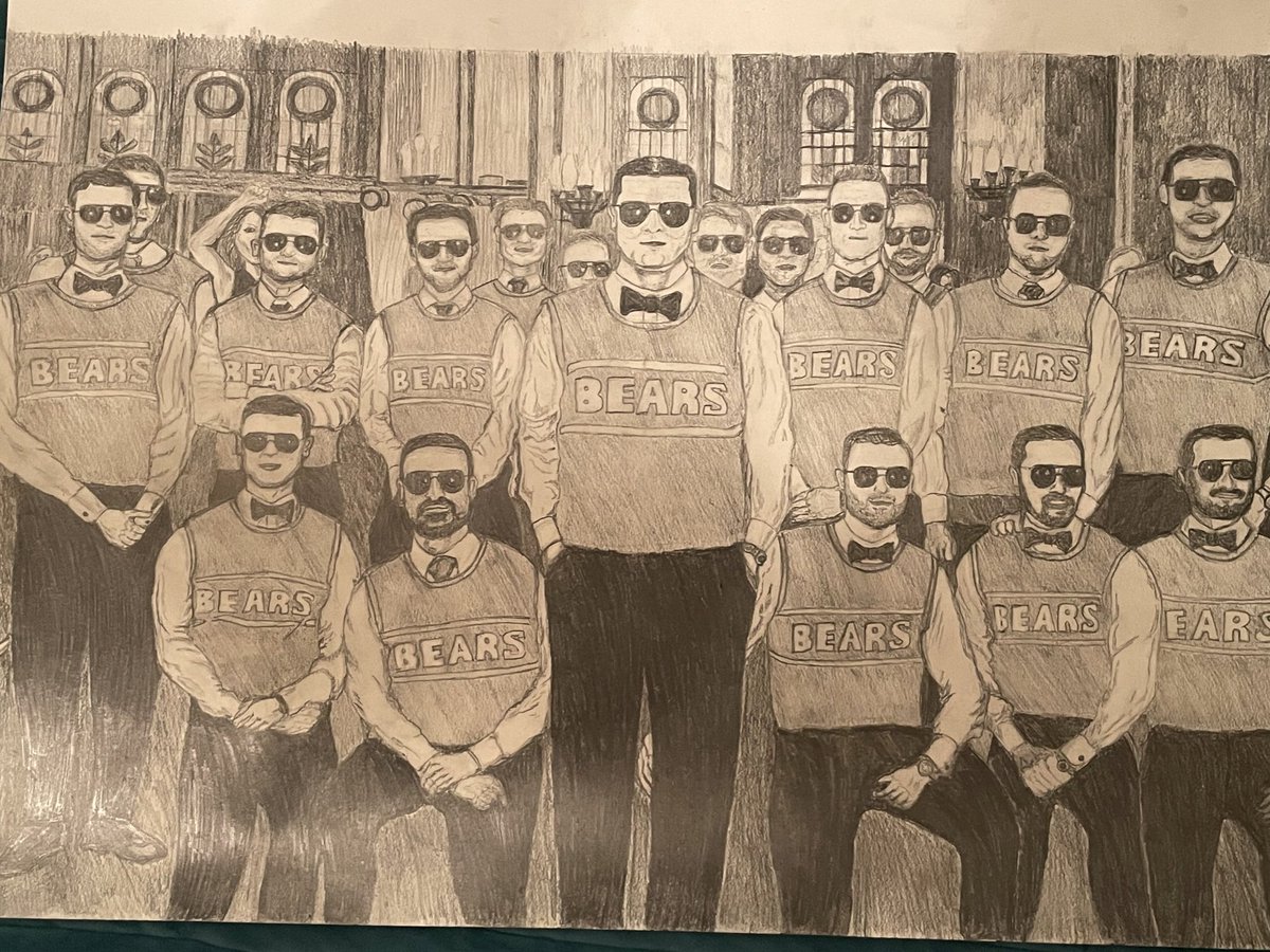 DanielLaven1's tweet image. @JMazanke  The Bears are on the clock, here’s the wedding pic follow up to go with your legendary original…Bear Down 
@ChicagoBears