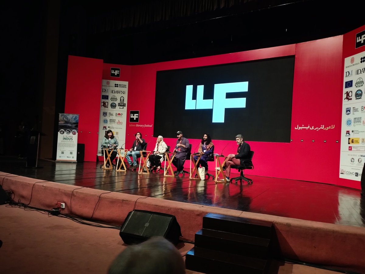 What fascinating sessions.

Some excellent talks & debates.

Very exciting book launches.

Especially some brilliant documentary screenings.

#LLF2024 had all👌

Thoroughly entertaining day.

Looking forward to being there tomorrow as well.

Do join if possible,must attend event!