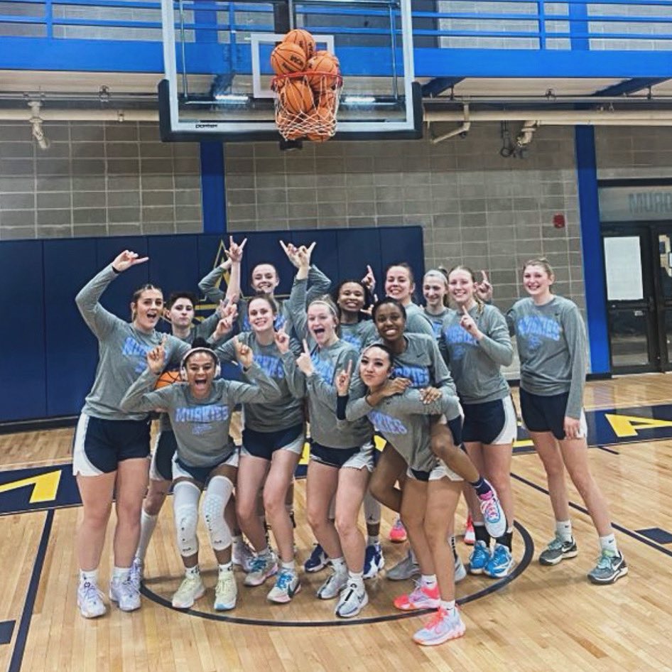 Our WBB team wants to thank each one of you for all the support you’ve shown us this season! You all are amazing! 💛💙 #GoMuskies