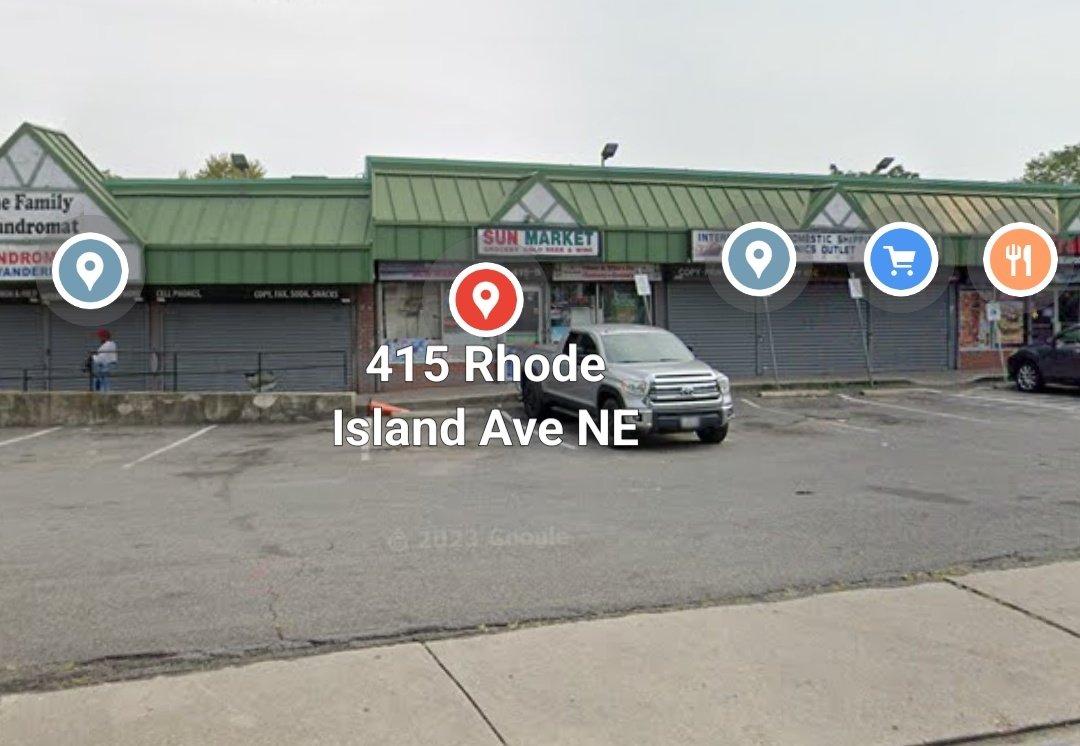 alanhenney's tweet image. ANOTHER ROOFTOP ATM HEIST--- Sun Market, 415 Rhode Island Ave NE.  Bandits entered the market overnight through the roof. ATM was destroyed (unknown yet how much $$ was taken if any). #EckingtonDC #DCCrime