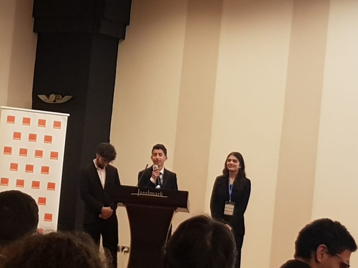 تألّق الطالب مصطفى شريتح في مؤتمر العصرية- الأردن،  كنائب رئيس في مجلس الأمن، فكلّ الفخر والتقدير لجهوده المبذولة، وللدور المهم الذي حقّقه
<a href="/Hhhsinfo/">Houssam Hariri HS</a> <a href="/HHHS_MUN/">HHHSMUN</a>