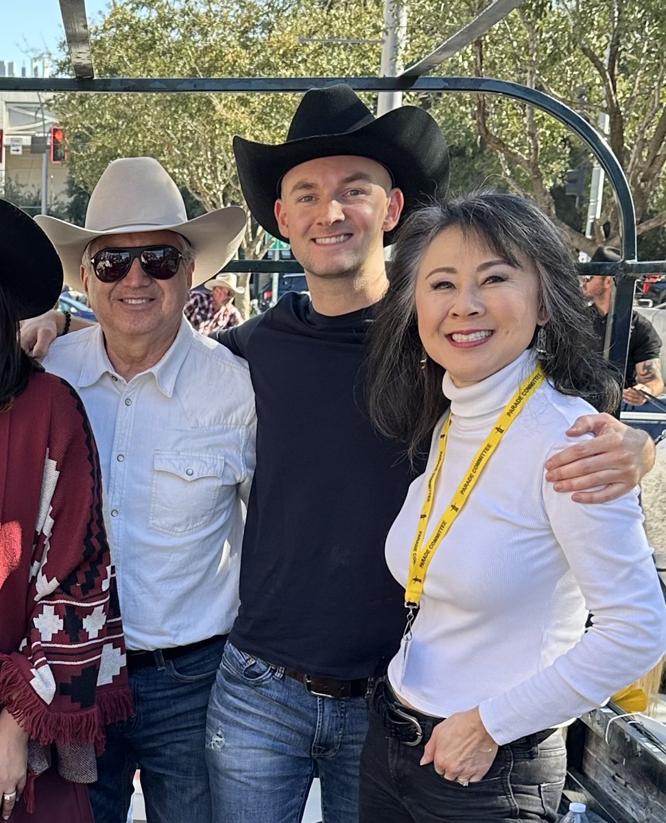 The Good, The Bad &amp; the Ugly.  You guess who is who. <a href="/RODEOHOUSTON/">RODEOHOUSTON</a> #KHOU11 <a href="/pcavlin/">Pat Cavlin</a> <a href="/khouron/">Ron Treviño</a>