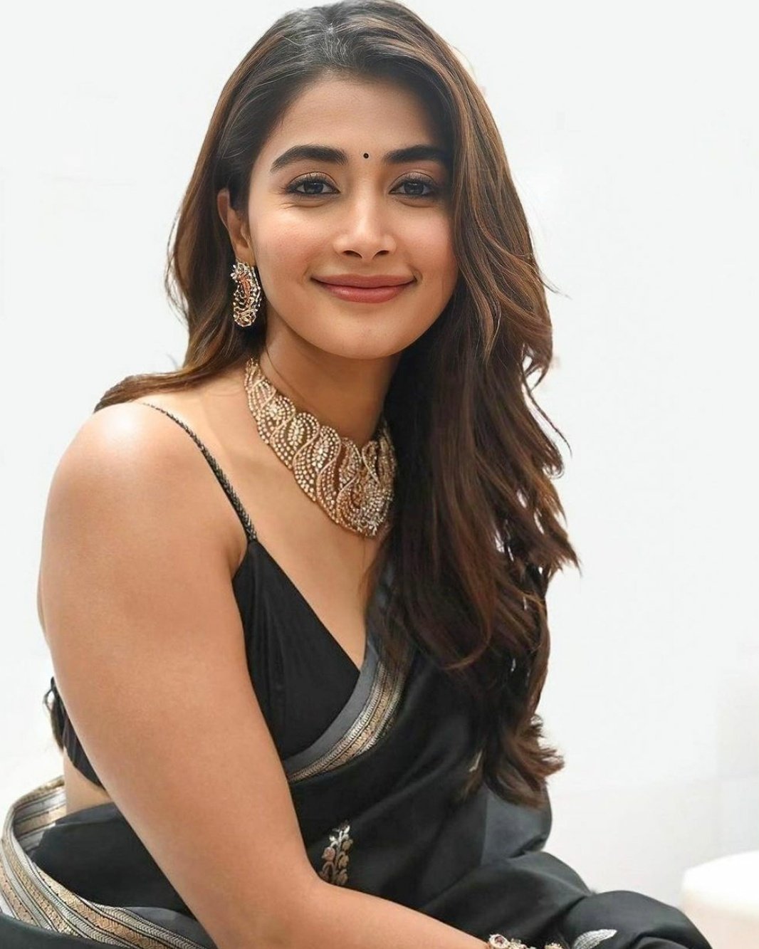 GHHXcYCWMAAEKHi?format=jpg&name=large