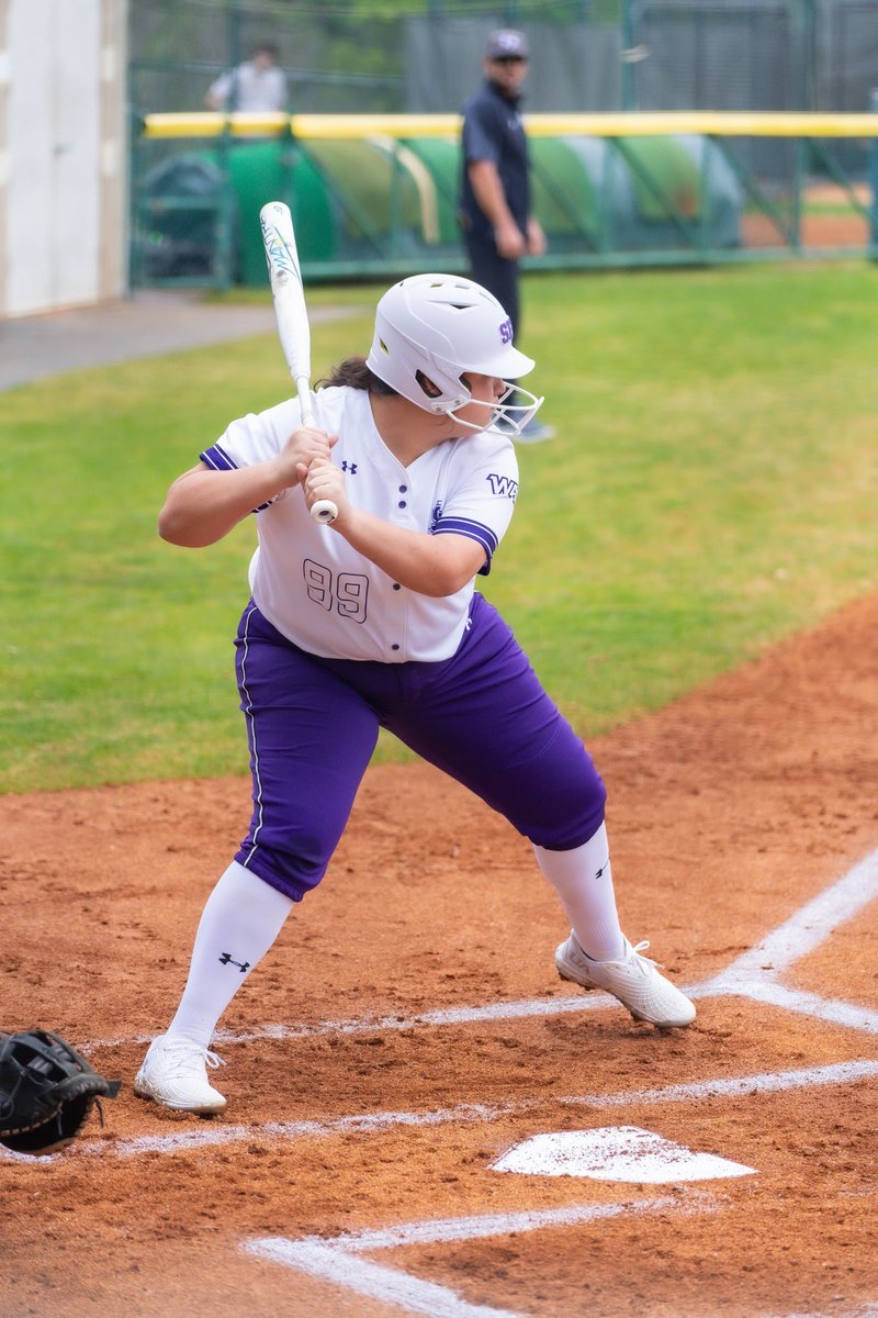 B3 | GALCATCHER HOMER! 🚀

Amiah Galcatcher homers to center field to extend the 'Jacks lead!

🪓: 13
🐺: 0

#AxeEm x #RaiseTheAxe