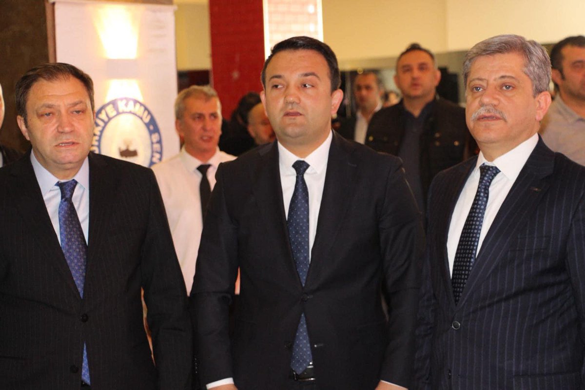 TurkavGenMrk's tweet photo. Genel Başkanımız Ebubekir Korkmaz; Genel Merkez Yöneticilerimiz ile birlikte Türk Haber-Sen Genel Başkanı Yücel Kazancıoğlu, Türk imar-Sen Genel Başkanı Zafer Çelik, Türk Egitim-Sen Genel Başkan Yardımcıları, Türk Büro-Sen Genel Başkan Yardımcıları, https://t.co/ODf8xlo5P3
