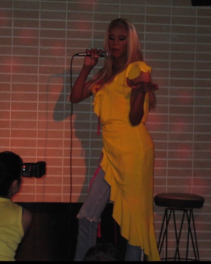 BOTTLEBLONDEZ's tweet image. RUPAUL (2004)