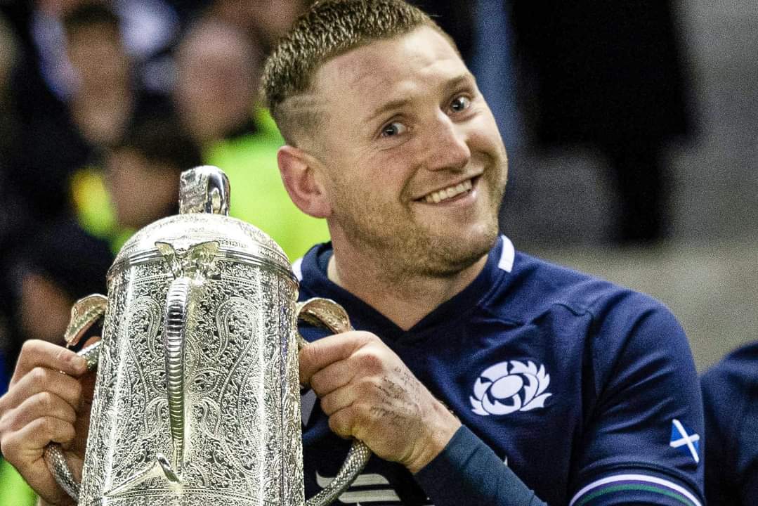 Get in there!
#AsOne #calcuttacup