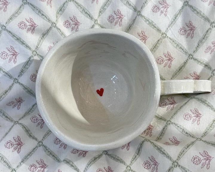 منشن شخص يستاهل الكوب هدية للعيد❤️