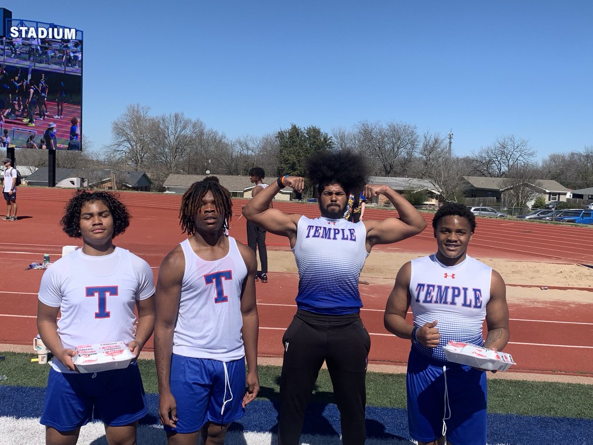 Big Man 4x100 Meter Relay Champions!!! Atta baby!!! Great job, fellas!!!Got that Canes for the trophy. #Compete