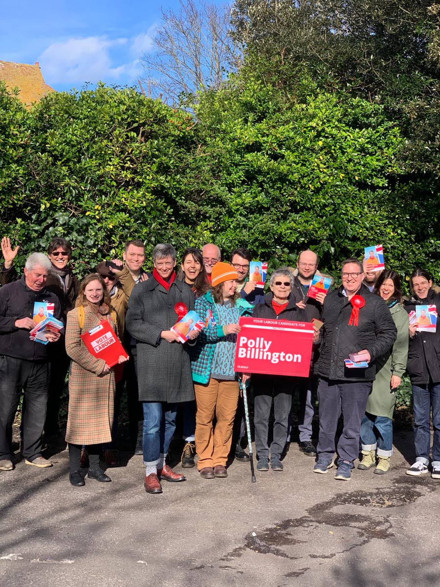 LennyRolles's tweet photo. Great to be out with @PollyBLabour  the brilliant @UKLabour Parliamentary candidate for East Thanet speaking with residents in #Broadstairs in the sunshine today about @UKLabour policies neighbourhood policing came up again as a key issue. #crime #policing #labourdoorstep https://t.co/yH27JasWnR