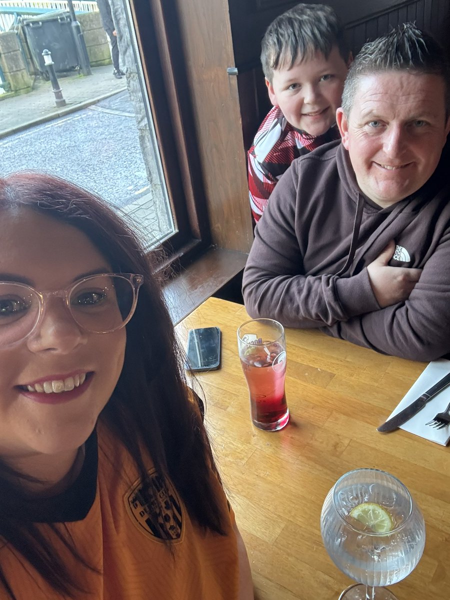 🔴⚪️ pre-match stop off 🔴⚪️

<a href="/derrycityfc/">Derry City FC</a> <a href="/beggs847/">Mark Begley</a> 
#RAWA
#DCFC