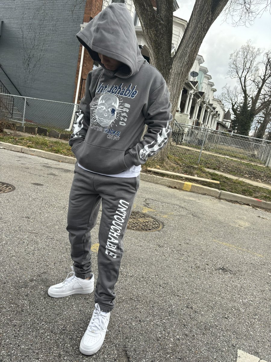 lorbria3's tweet photo. & I can blow what I got You ain't even got to tell me it's going show when you hot😮💨ima get a bag regardless if it’s slow or it’s not #longlivewhites #4evayung #longlive2raw #longlivebill #freeceedy #freewill https://t.co/6UG7lG9pWF