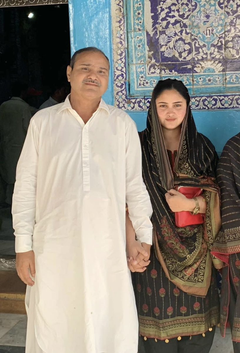 Uroosa lashari tweet media
