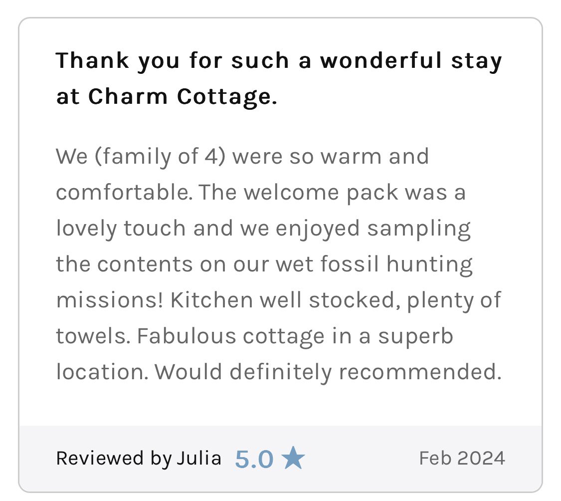 Lovely review from a happy customer 🥰
#staycation #review #Dorset #Charmouth