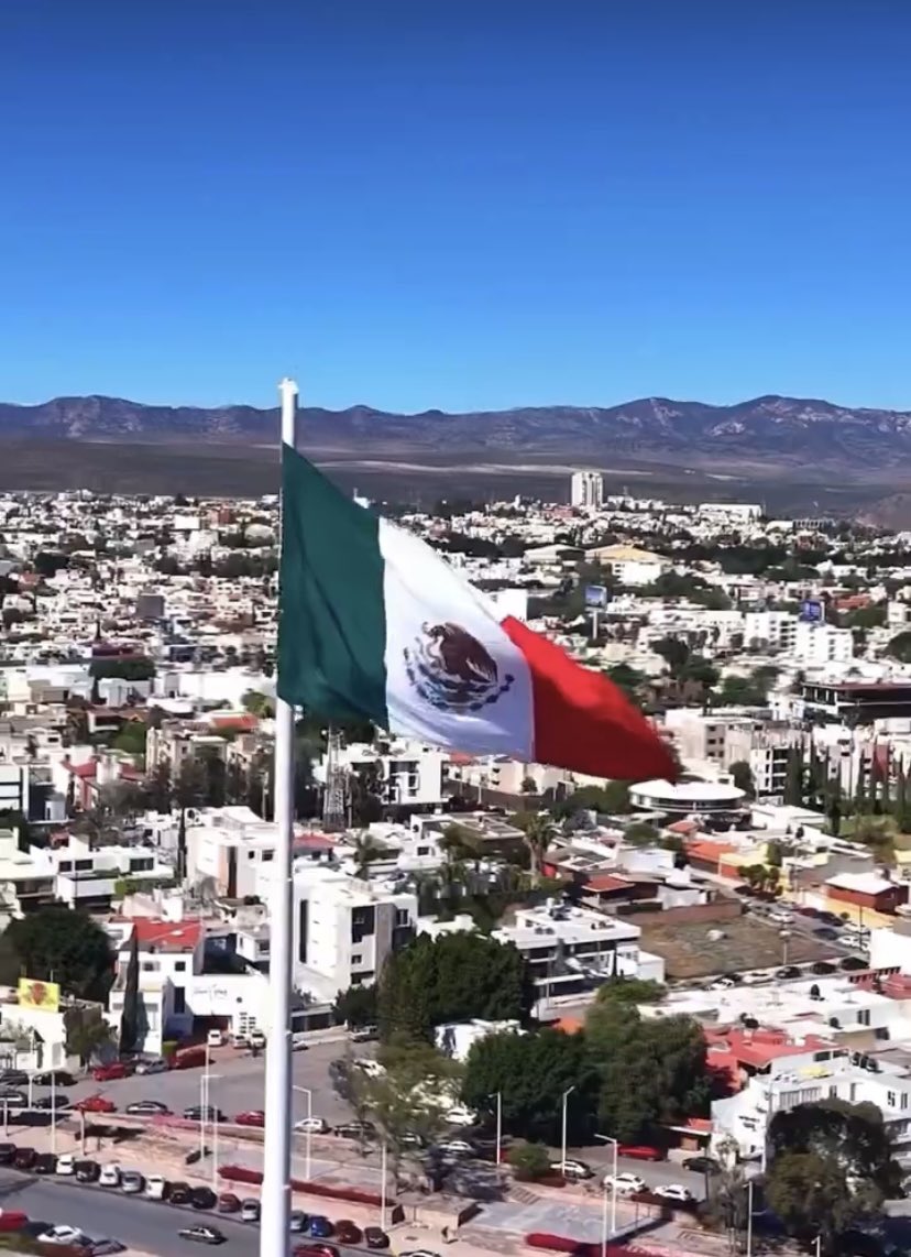 #MorningLive #DiaDeLaBandera #Mexico #MexicoSeRespeta #SLP2024